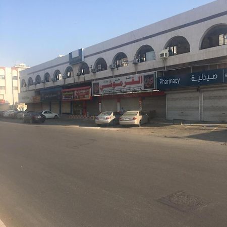 دار العزاب - عزاب فقط Aparthotel Jidda Exteriör bild