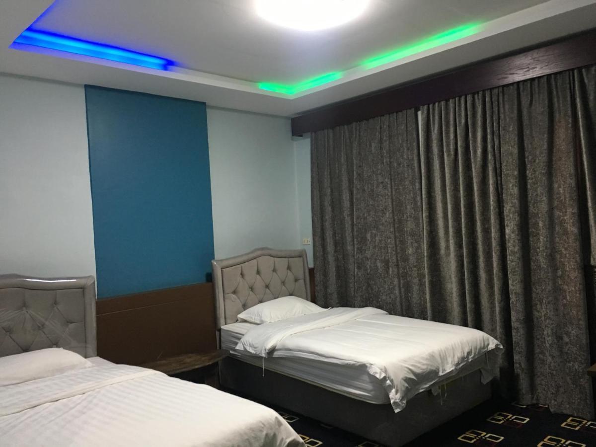 دار العزاب - عزاب فقط Aparthotel Jidda Exteriör bild