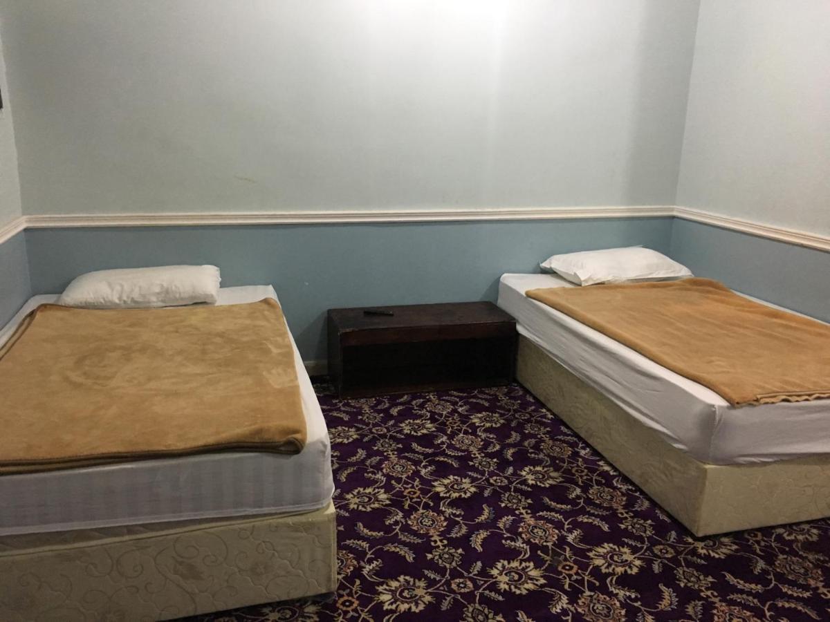 دار العزاب - عزاب فقط Aparthotel Jidda Exteriör bild